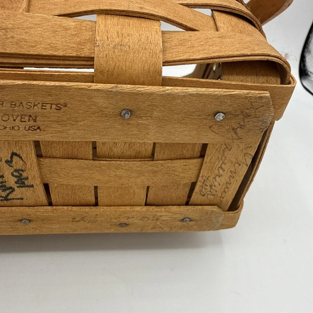 Longaberger 1993 Edition Dresden Ohio Basket with Swing handle EUC No Lid Signed